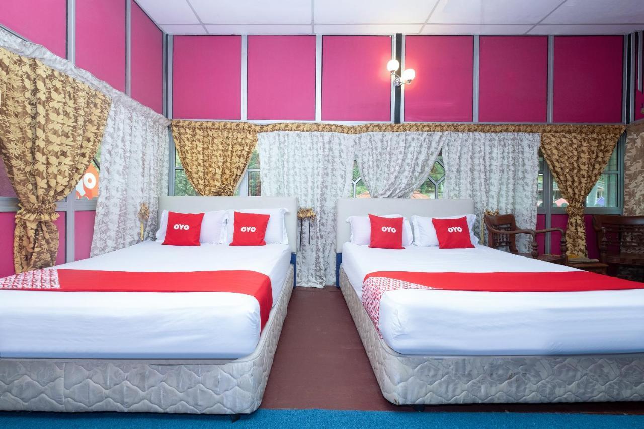 Oyo 89984 Noris Wang Homestay Лумут Екстериор снимка
