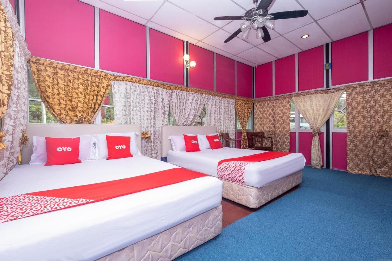 Oyo 89984 Noris Wang Homestay Лумут Екстериор снимка
